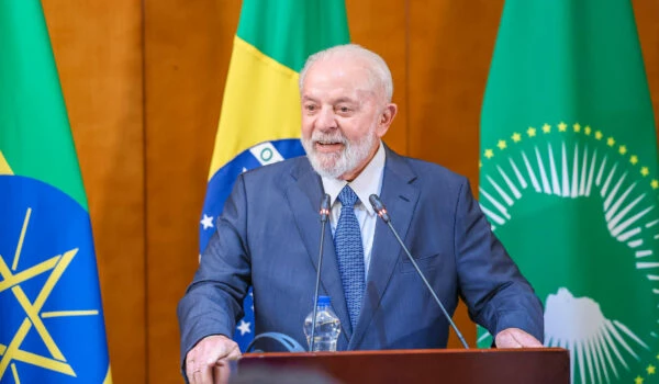 Lula-durante-coletiva-na-Etiopia-1