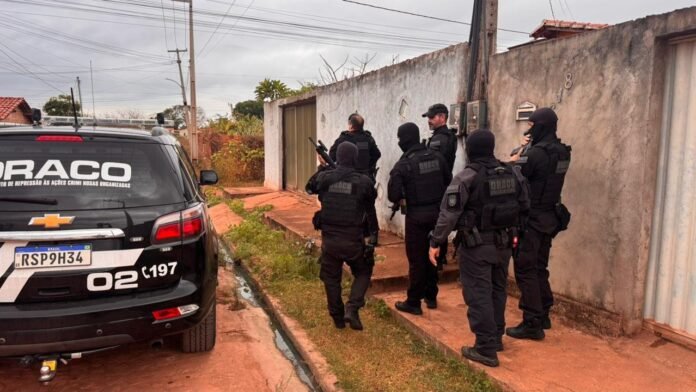 operacao-prende-faccionados-que-faziam-acoes-sociais-para-atrair-jovens-em-altos--94ef43eb3a2d4af7